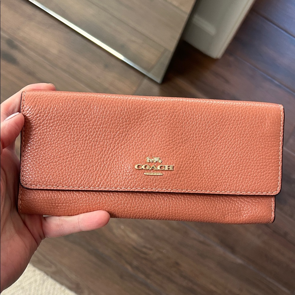 NWOT Coach Pink/Salmon Colored Leather Women's Wallet